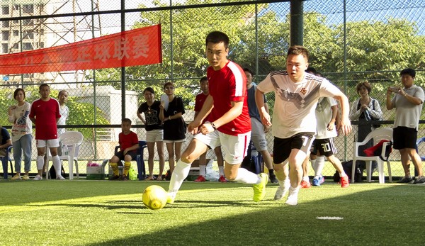 電機 綠茵爭鋒展風(fēng)采2 (1).jpg